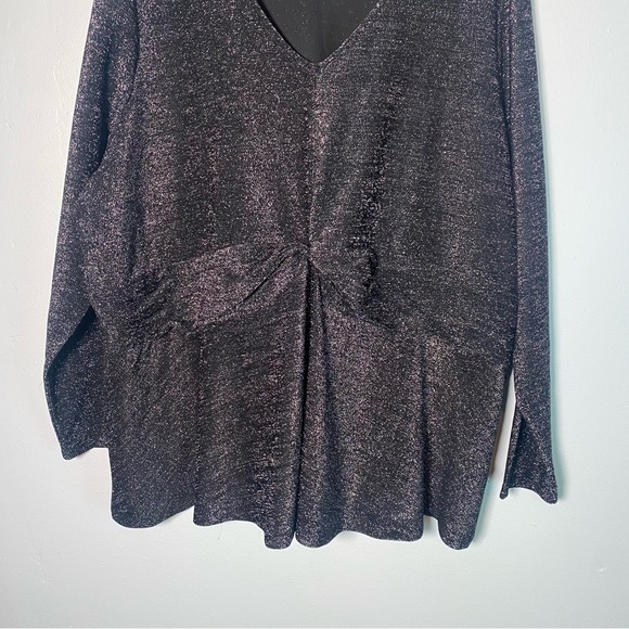 Lane Bryant Twist-Front Peplum Black Top Blouse Size 26/28 - Picture 5 of 8